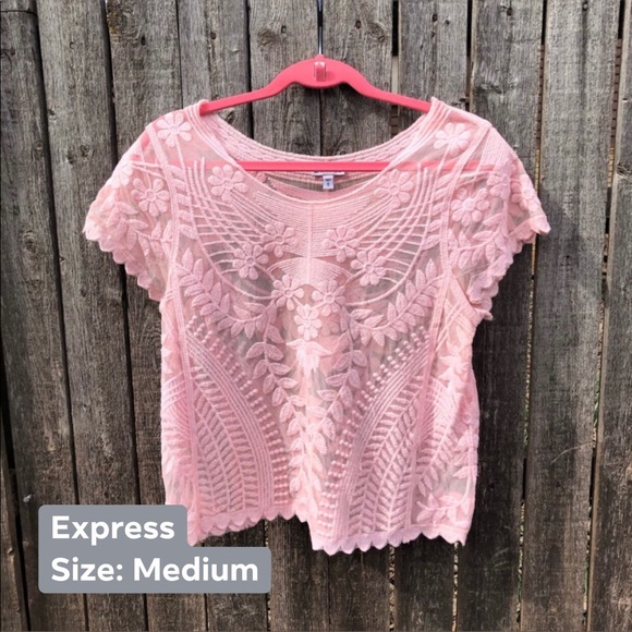 SUMMER TOP BUNDLE - 4 SHIRTS FOR $10 - Picture 2 of 6